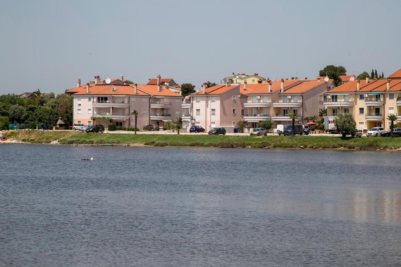 Seafront Apartment Gaby Medulin Exterior foto